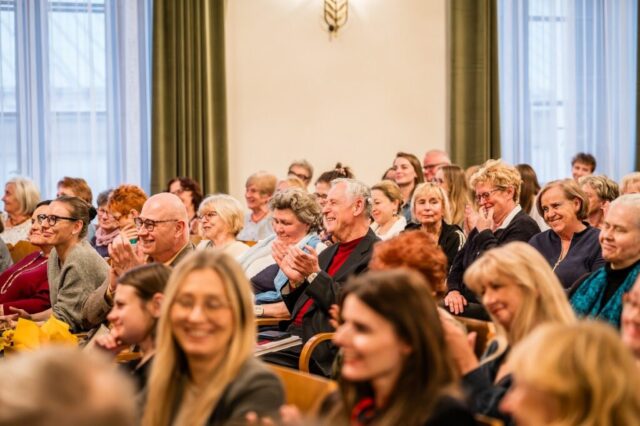 wiecej-niz-pierwsza-dama-10